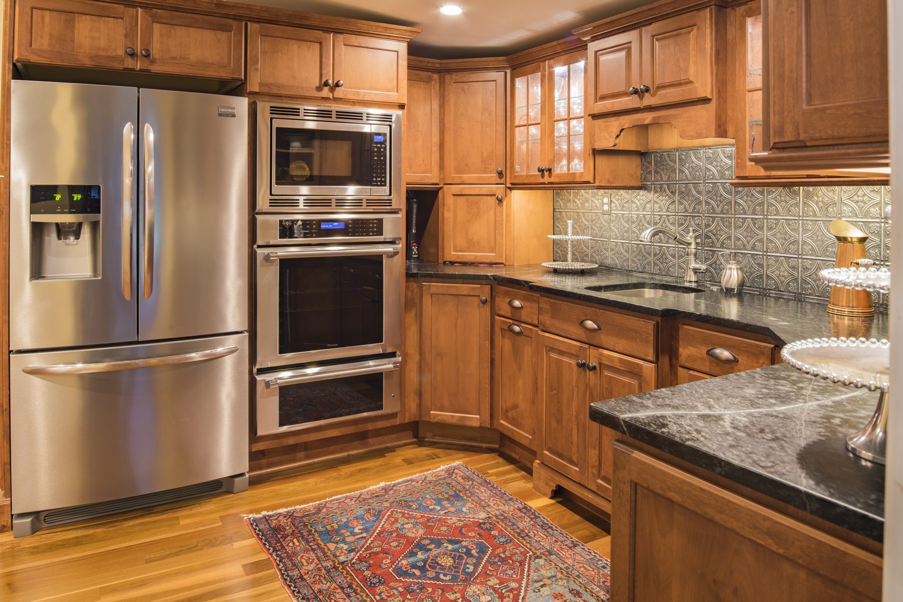 Broad Street Historic Home — photo 3